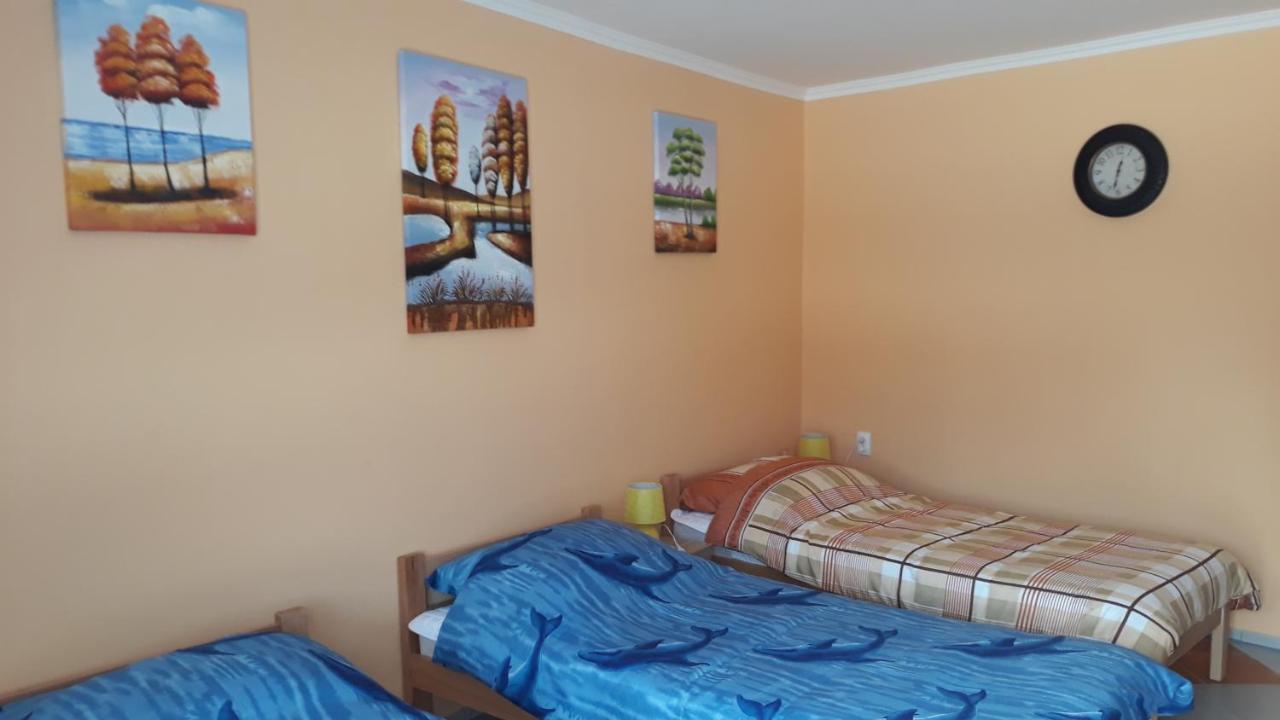 Andi Apartman Pacir Екстериор снимка